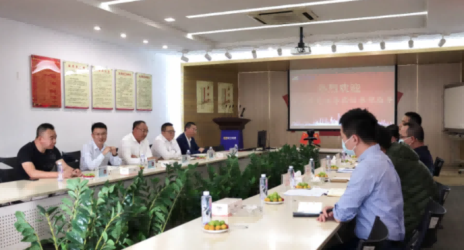 东莞市工信局与镇经发局领导莅临bwin官网参观指导